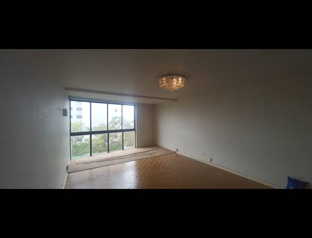 3 BEDROOM FLAT FOR SALE IN WESTRIDGE
